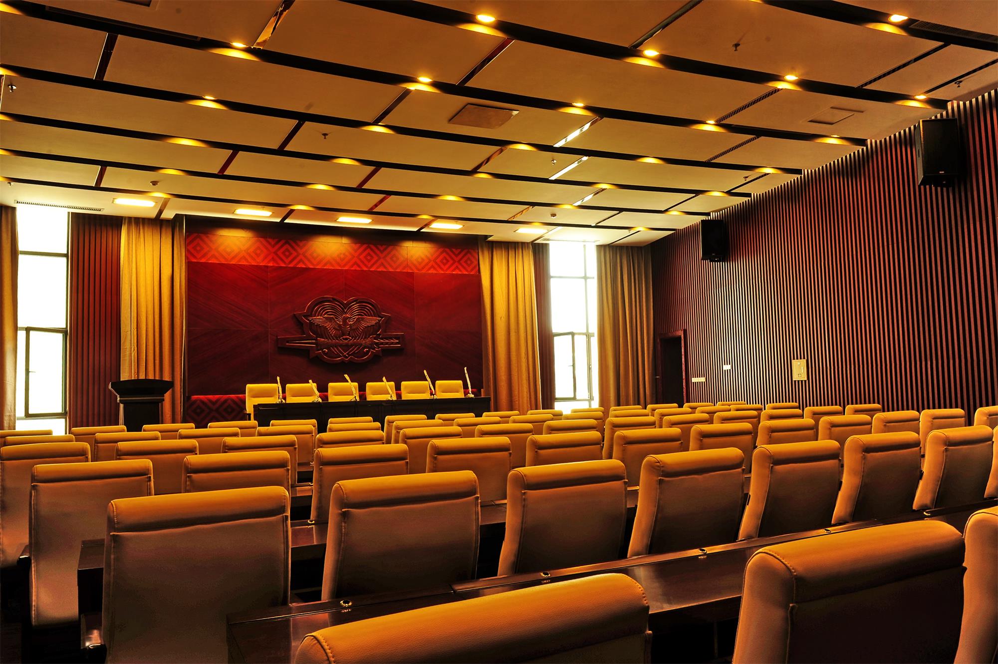 援巴布亞新幾內亞國家會議中心