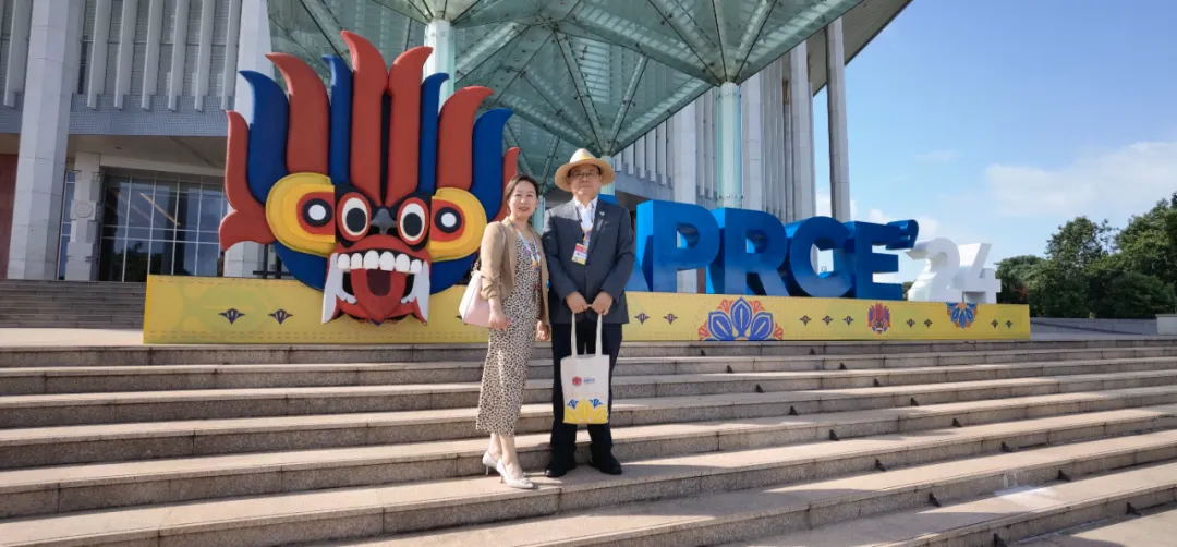 常宏集團董事總經理王躍、常宏進出口貿易有限公司執行總經理李華隨中國代表團赴斯里蘭卡參加第二十一屆亞太零售商大會暨展會